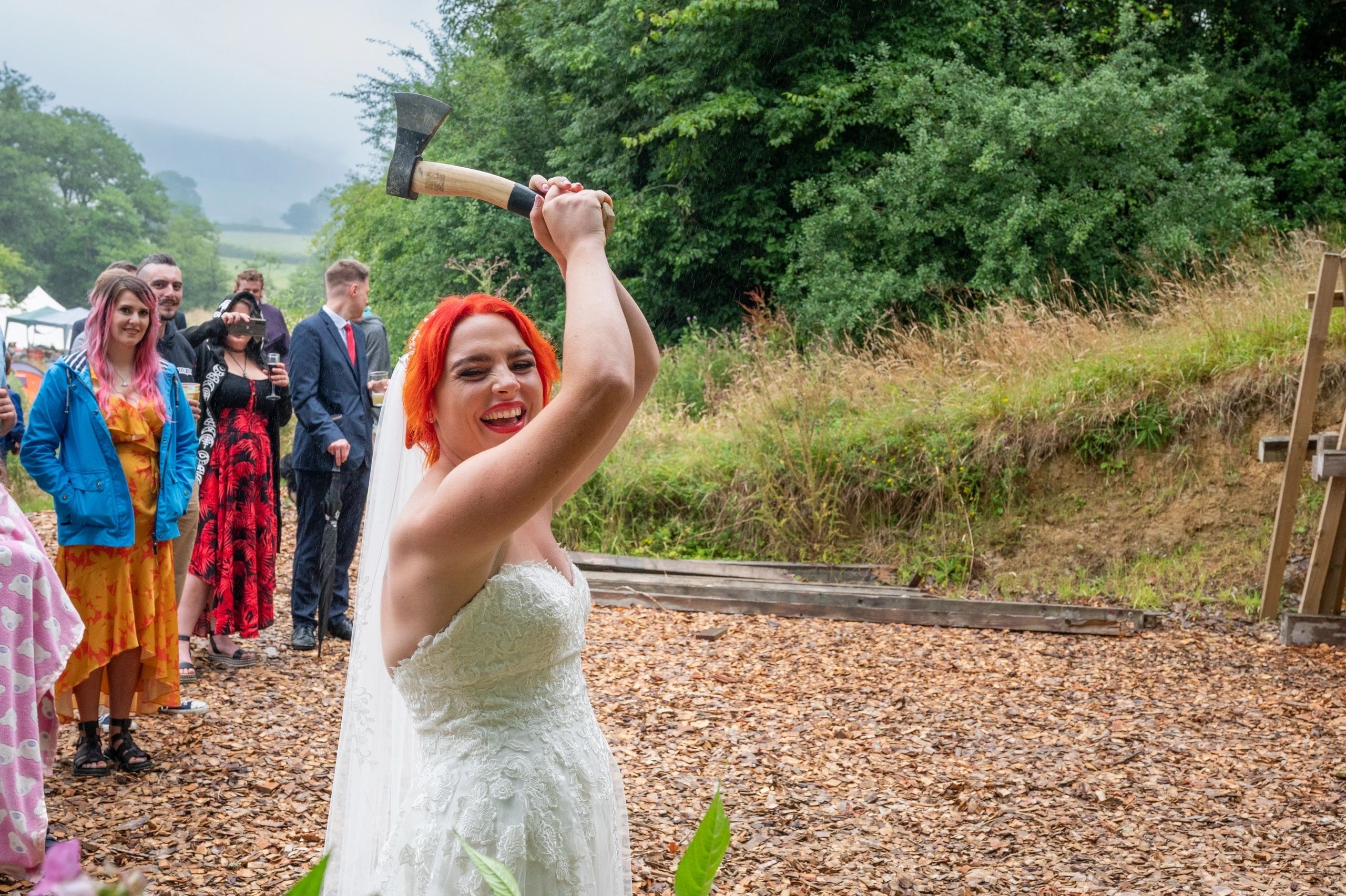 Outdoor wedding activities and games